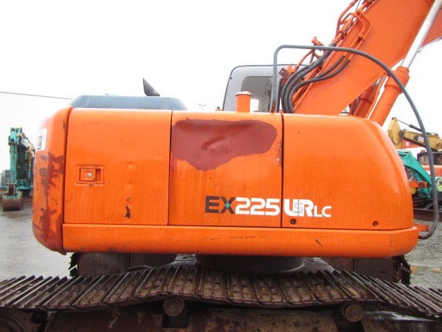 EX225USRLC-11753-005.jpg