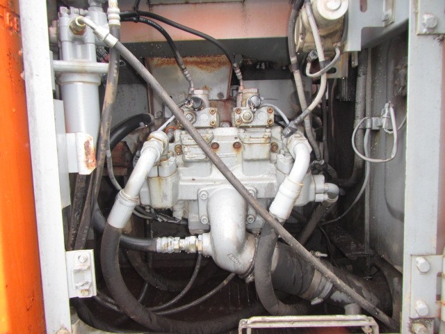 EX225USRLC-11753-020.jpg